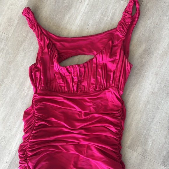 Bebe Dress - Picture 2 of 10